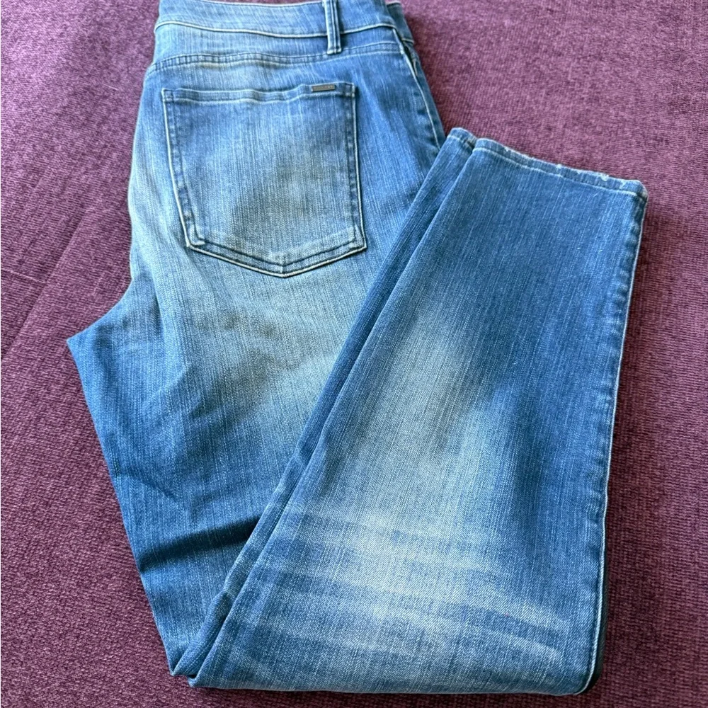 White House Black Market Blue Skinny Beaded embellished Jeans size 8